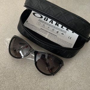 Oakley sunglasses